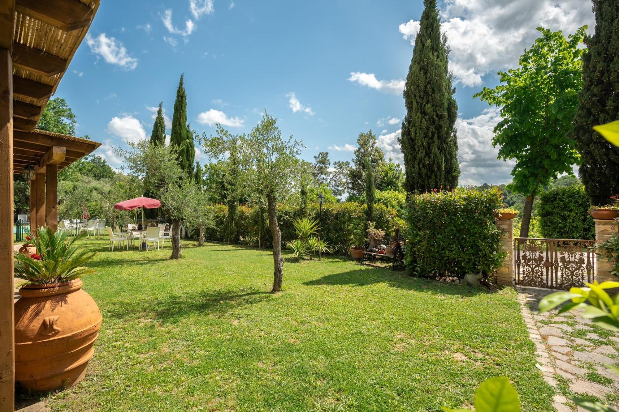 Holiday House Cuordinatura Apartman Montopoli in Val dʼArno Kültér fotó