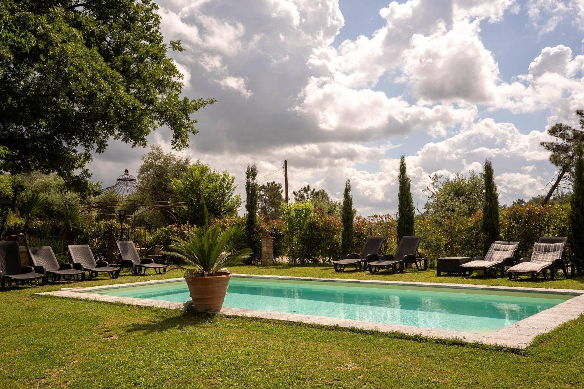 Holiday House Cuordinatura Apartman Montopoli in Val dʼArno Kültér fotó